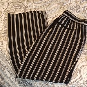 Loft wide leg black and white pants